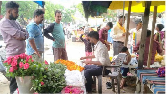 सहालग में महके फूलों के बाजार, गेंदा-गुलाब के दाम दोगुने