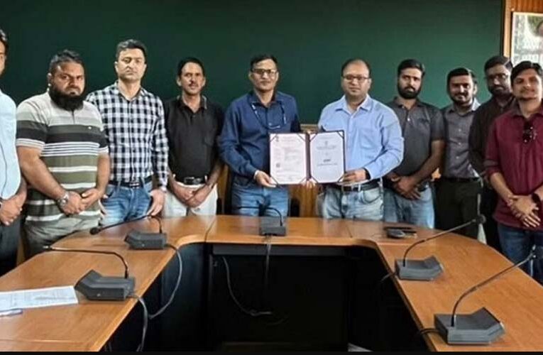 फलों की तुड़ाई में नई तकनीकी सहयोग के लिए सीएनएच ने ICAR-CITH श्रीनगर के साथ किया समझौता