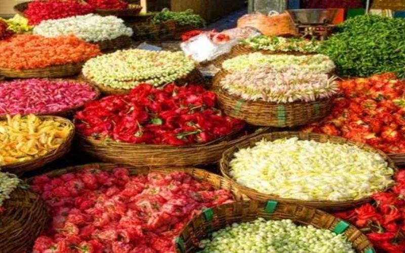 The price of flowers has increased in Tamil Nadu.